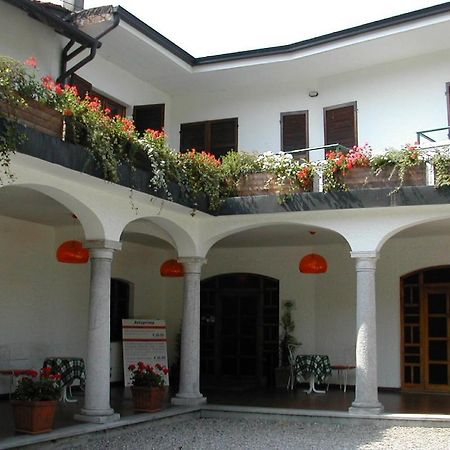 Albergo Riviera Pettenasco Exterior photo